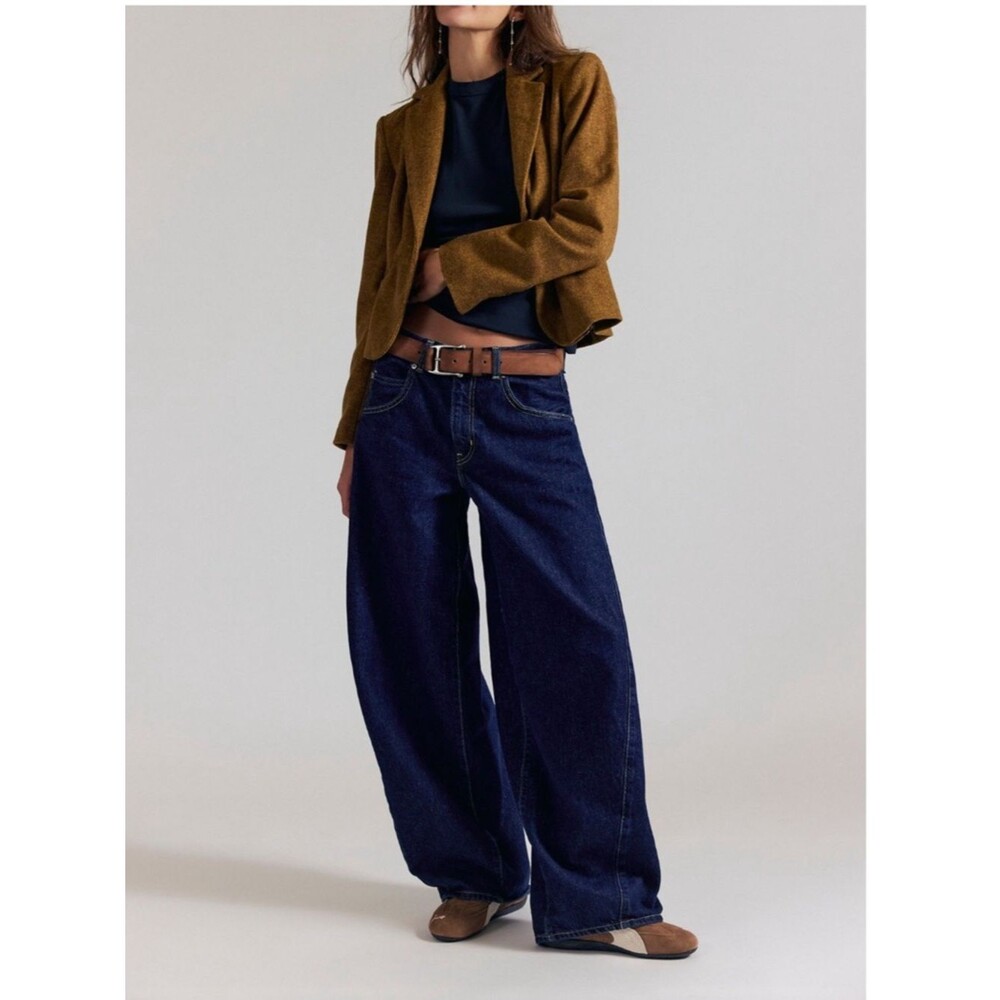 Levi’s Super Baggy Barrel Jean in shaded view sz 26 x 30 NWT